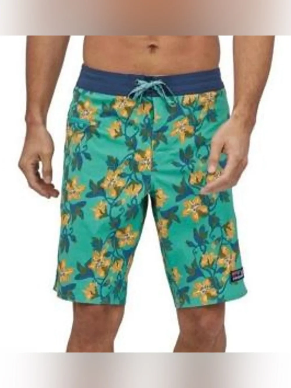 Patagonia Swim 21” Wavefarer Floral Board Shorts Size 30” x 10”